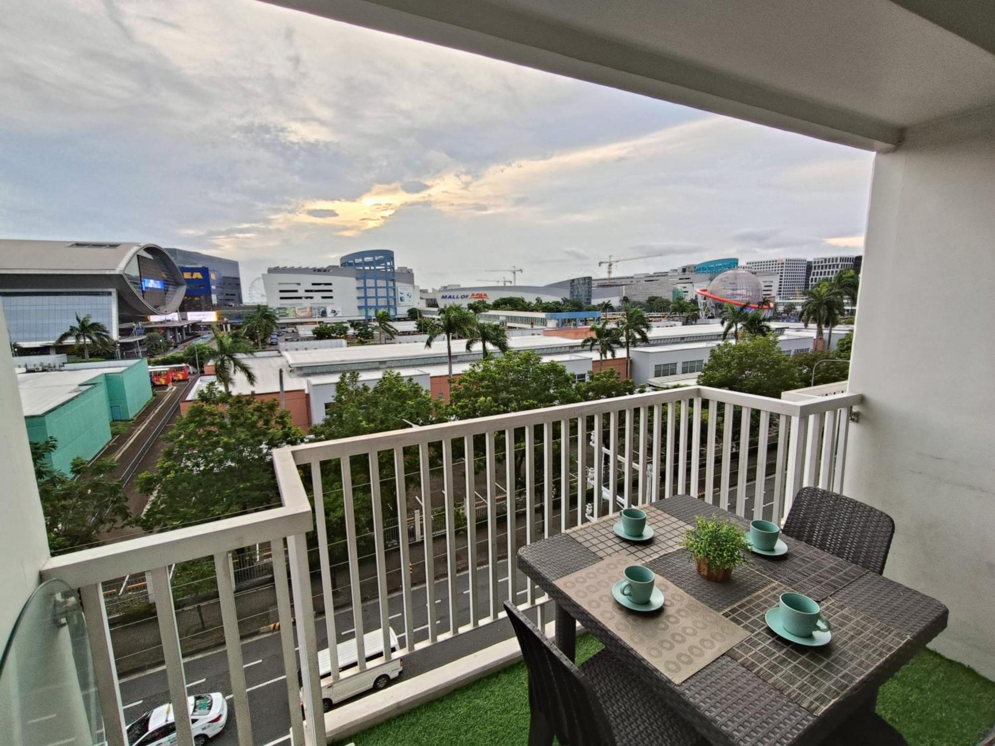 Premiere Haven At Sea Residences Condominium Manila Exterior photo